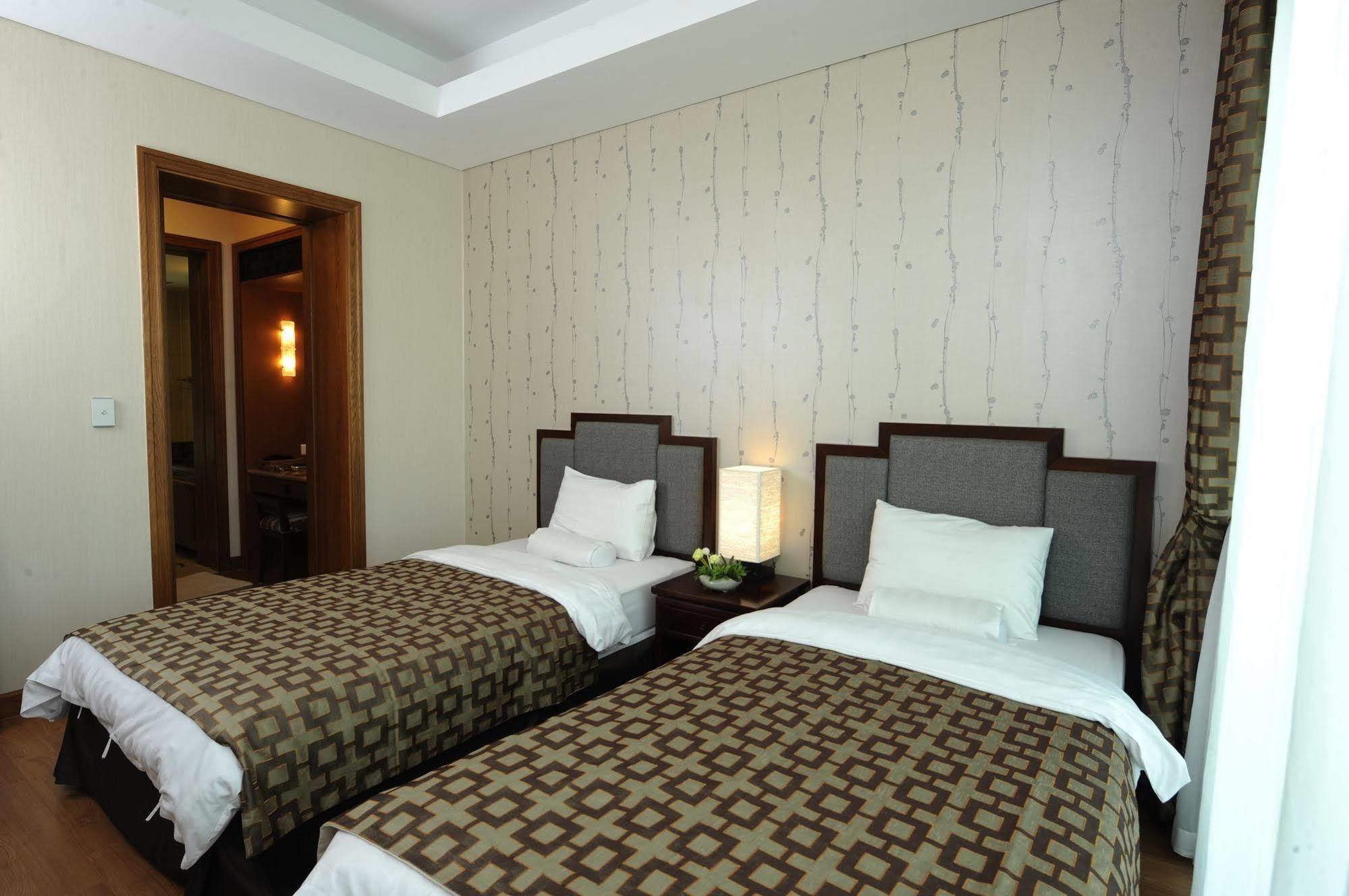 Pineridge Hotel Sokcho Exterior foto